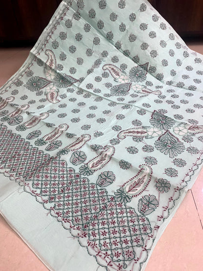Hand Embroidered Pure Cotton Lucknowi Chikankari Saree with Blouse Piece