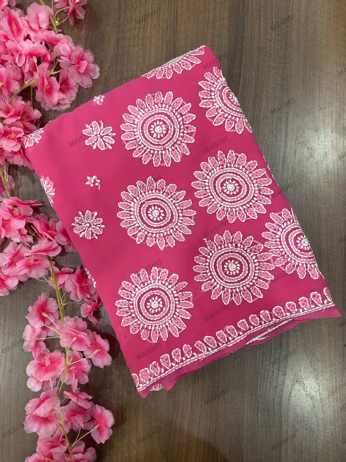 Fine Georgette Designer Saree with Sunflower Chikankari Motifs & Blouse Piece