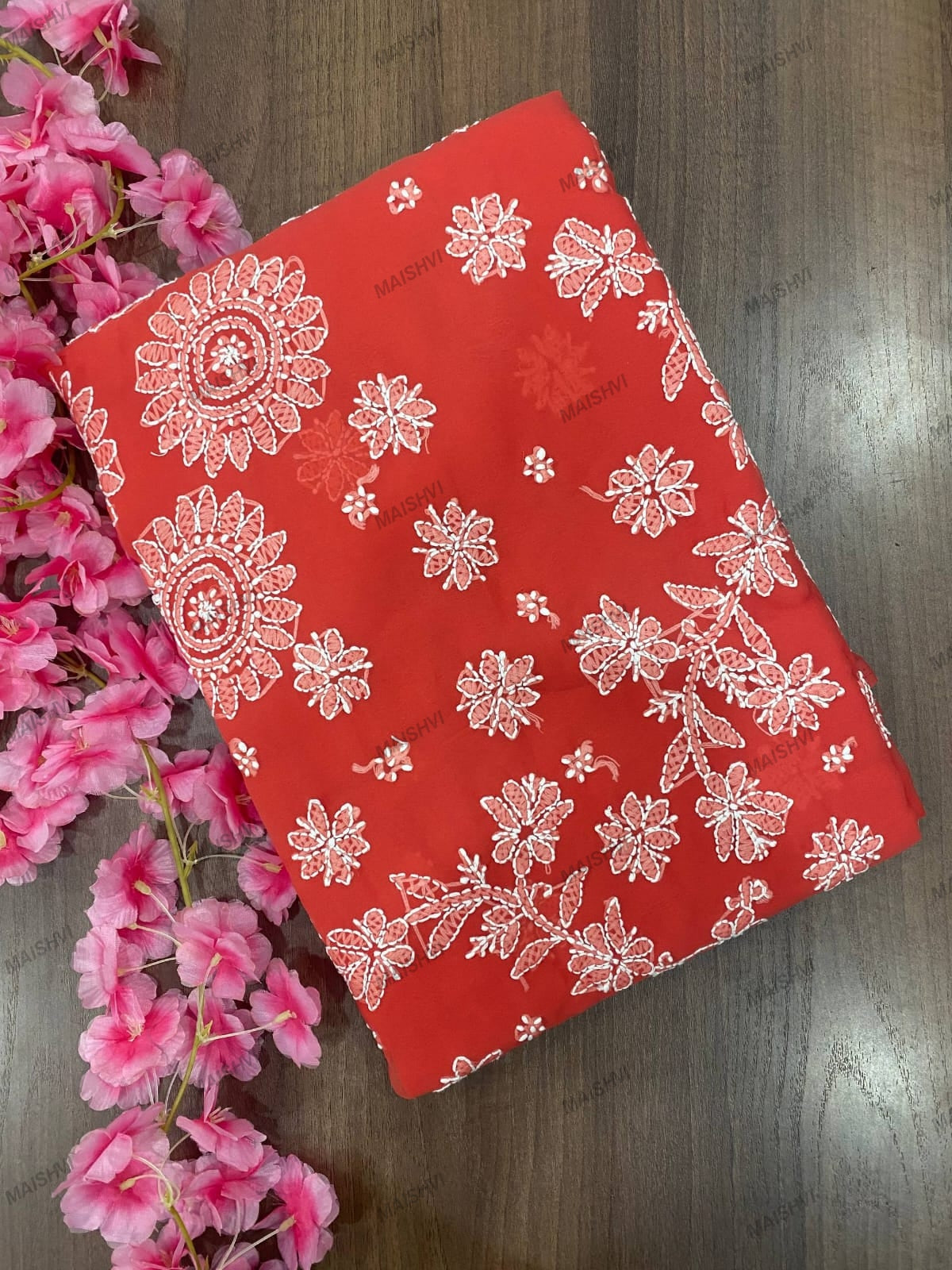 Fine Georgette Designer Saree with Sunflower Chikankari Motifs & Blouse Piece