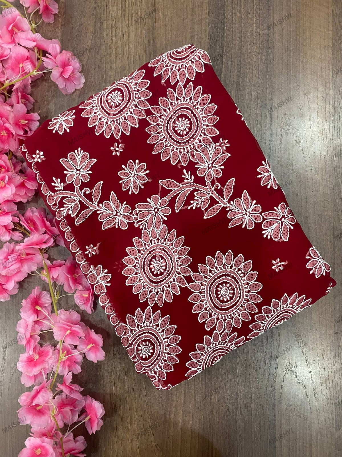 Fine Georgette Designer Saree with Sunflower Chikankari Motifs & Blouse Piece