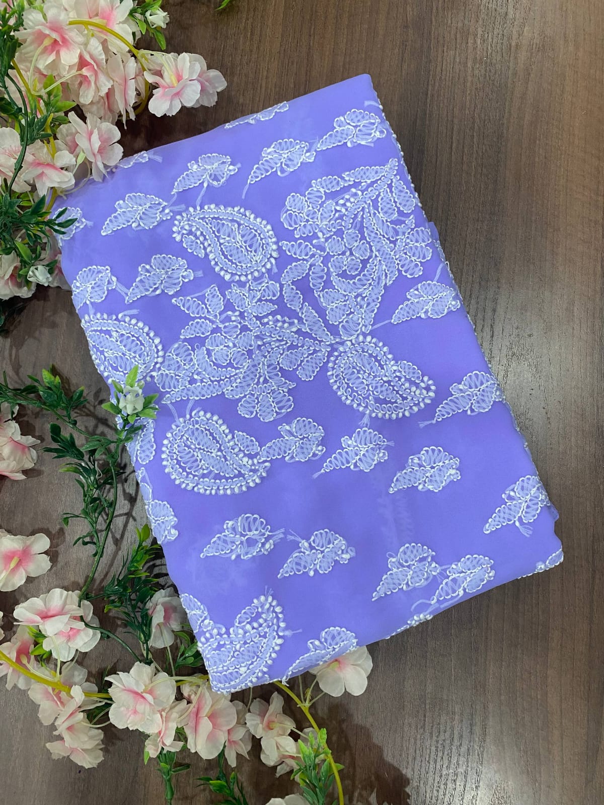 Beautiful Georgette Saree with Designer Lining Work Pallu & Blouse