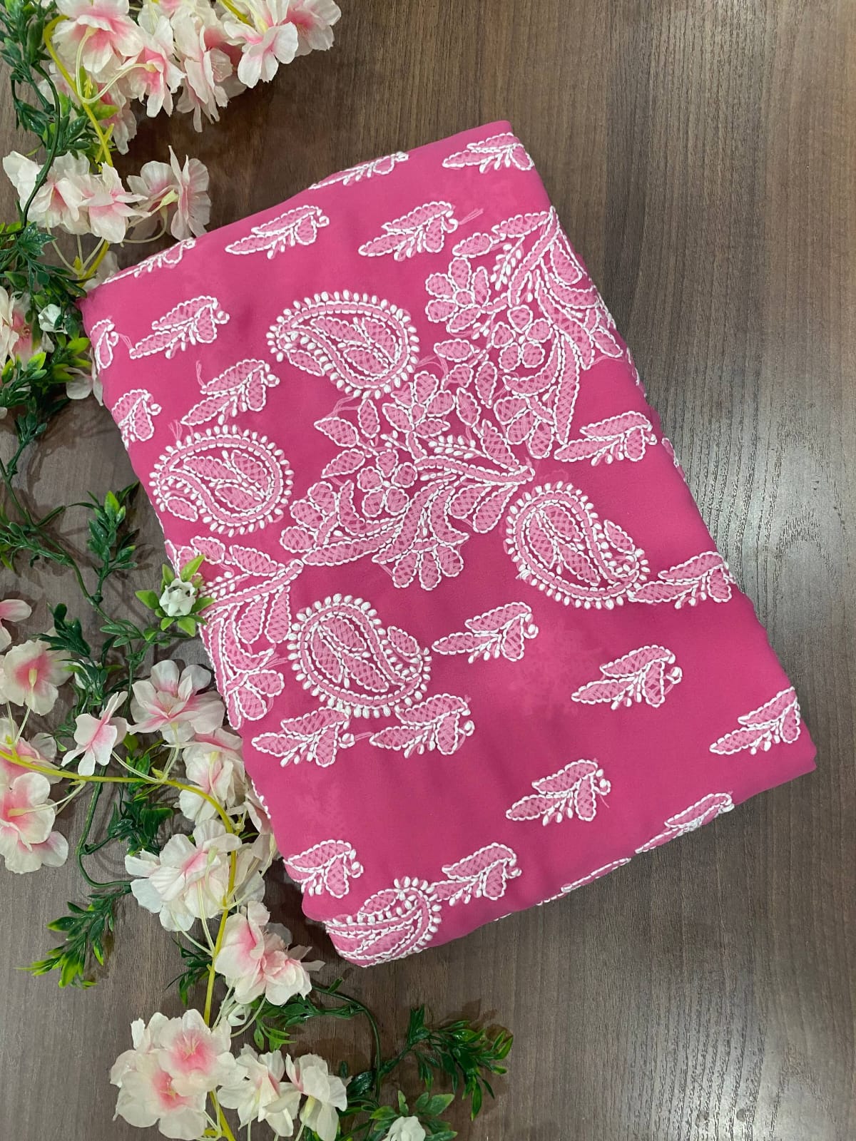 Beautiful Georgette Saree with Designer Lining Work Pallu & Blouse