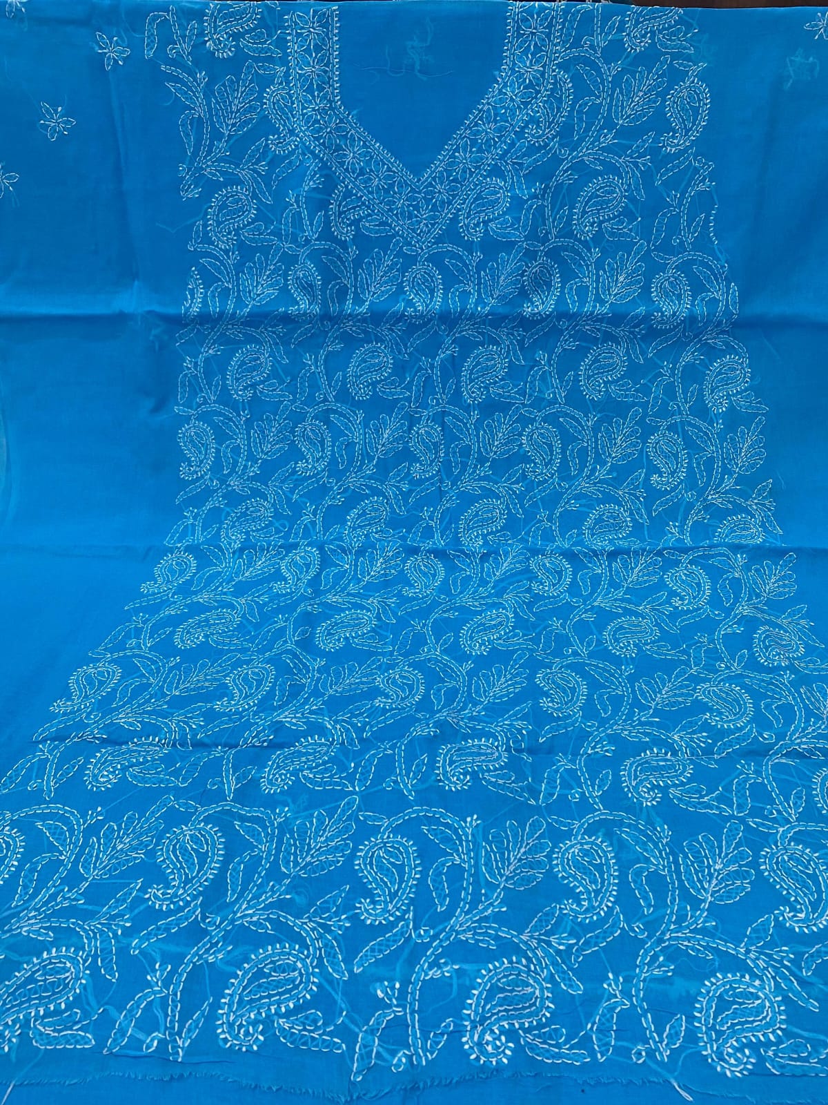 Pure Cotton 3 Pc Unstitched Suit with Front Jaal Chikankari & Cotton Dupatta